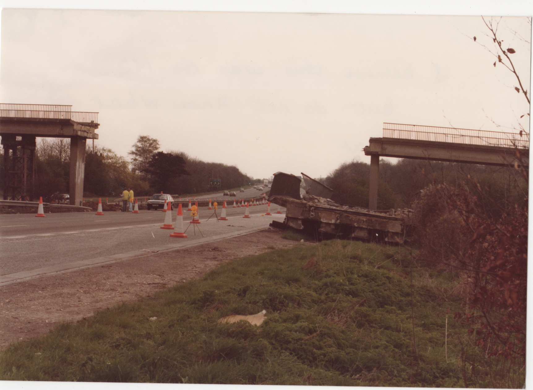 A2 Cobham Bridge Demolished by Crash 1985