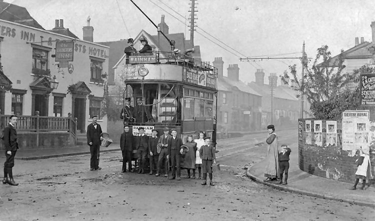 This photo shows the first tram to come to Rainham in 1906 outside the pub where they terminated.