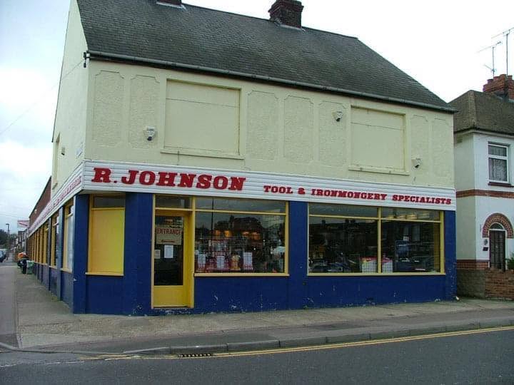Johnsons Ironmongers Station Road 2005
